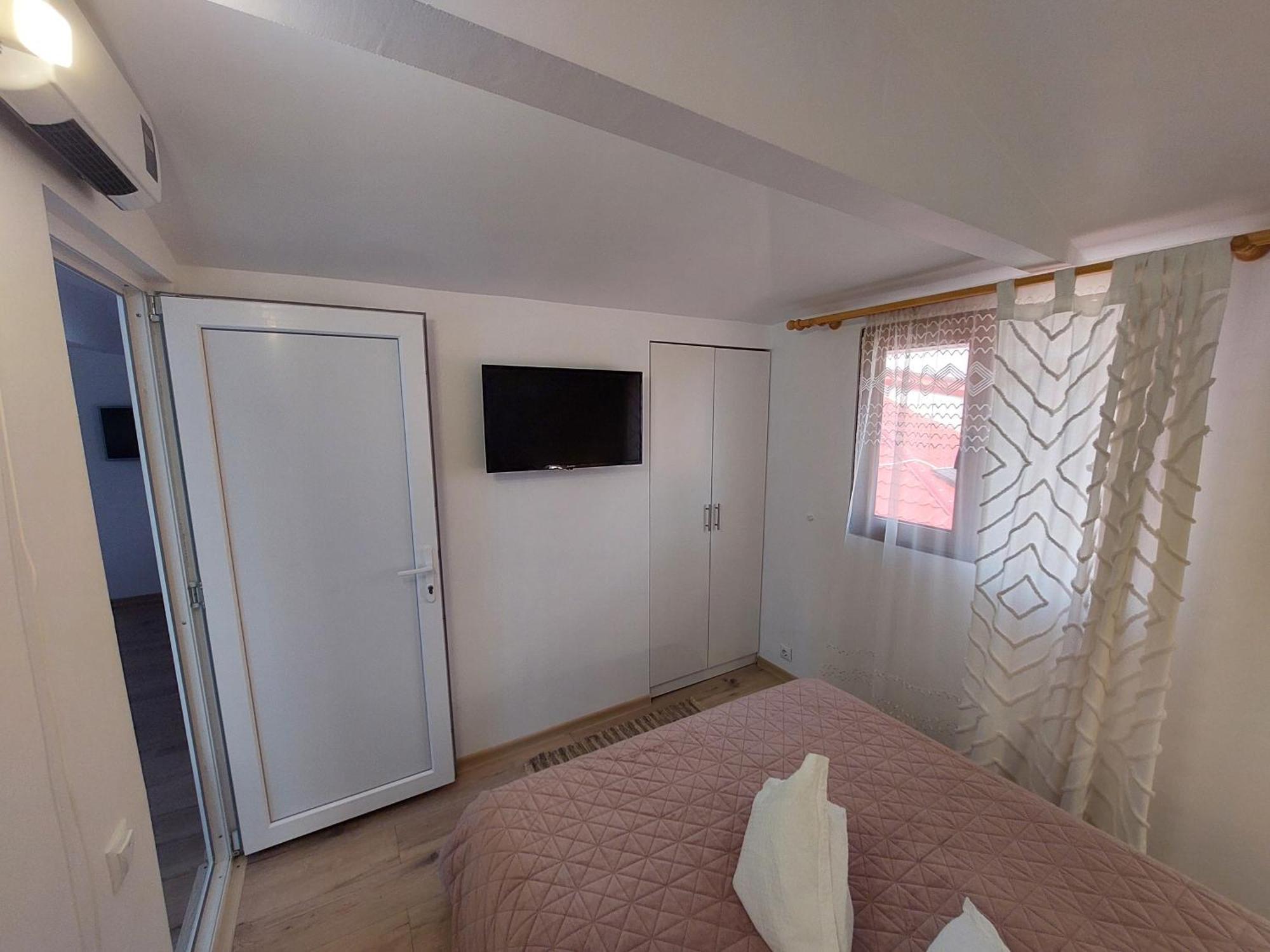 Hotel Casa Anne Mangalia Habitación foto